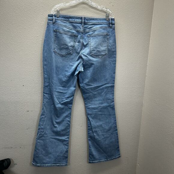 Loft Curvy Bootcut Jeans. Size 12 Medium Wash High Rise Denim Western Boho - Picture 6 of 7